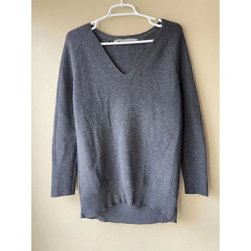 Athleta V Neck Dark Grey Merino Wool Blend Sweater Women's Size XS